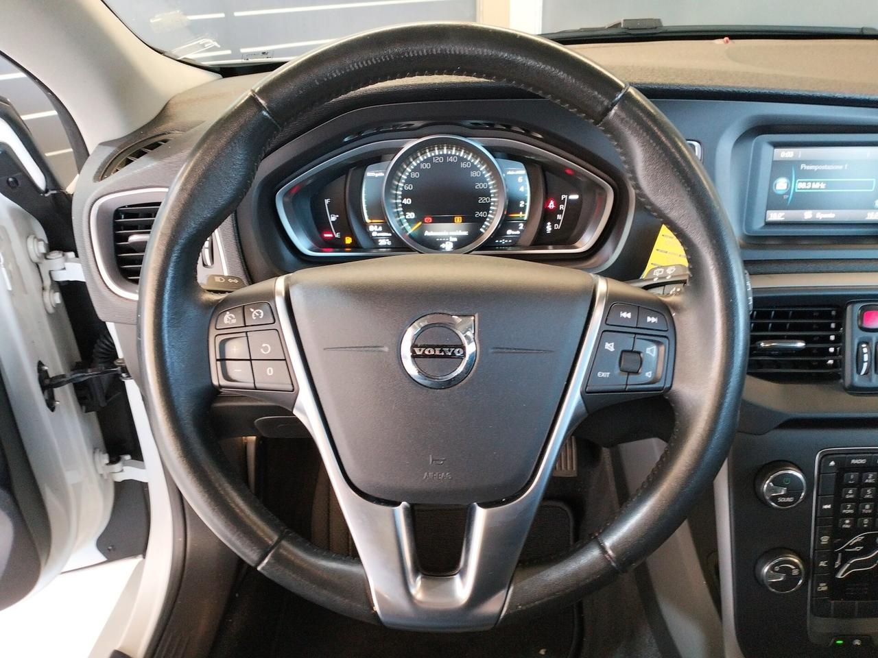 Volvo V40 1.5 t2 R-design geartronic my19
