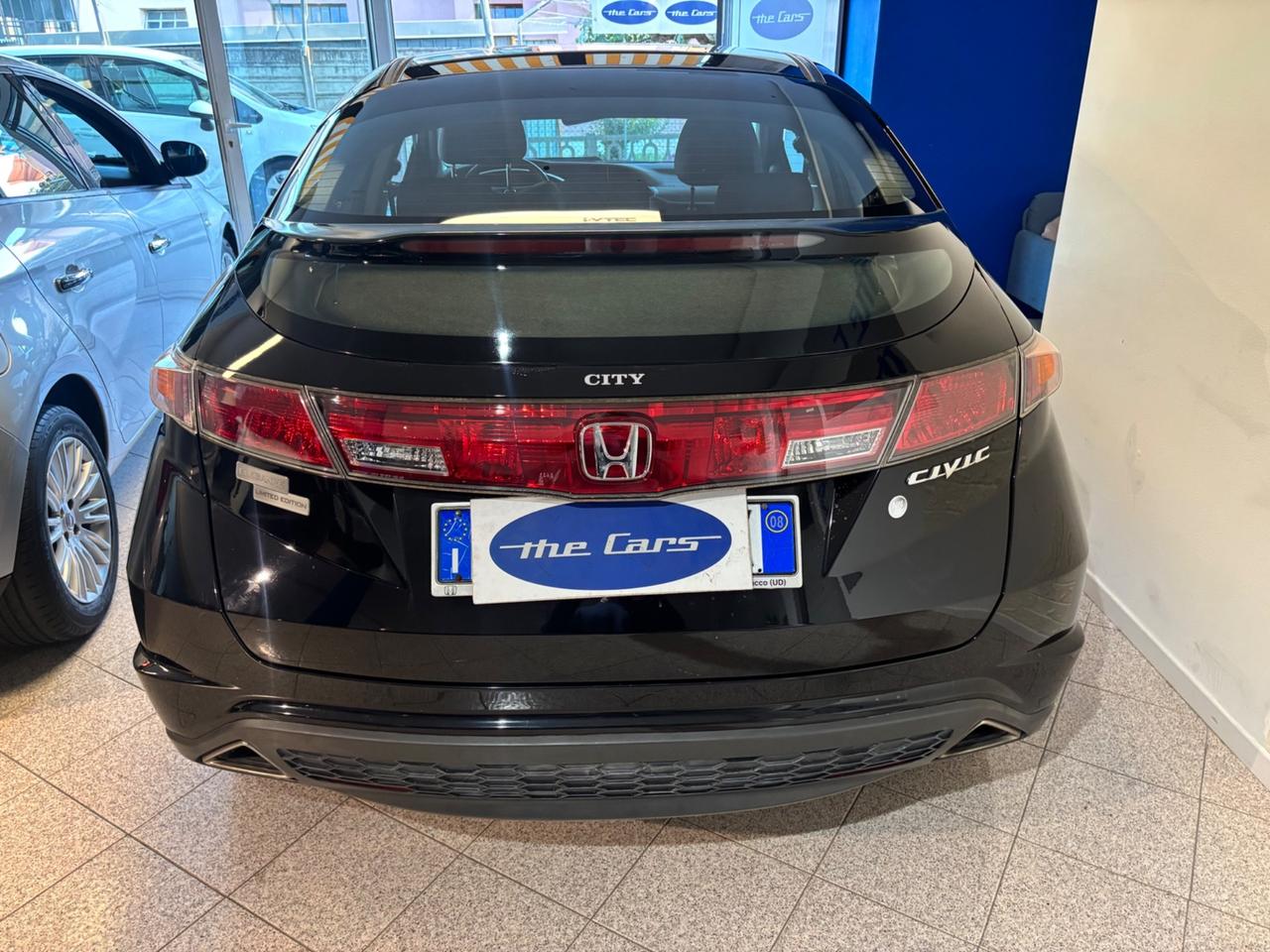 Honda Civic 1.8 i-VTEC 5p. Exclusive LE