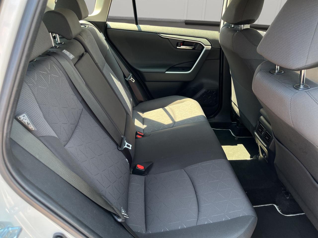 Toyota Rav 4 2.5 vvt-ie h Business 2wd 218cv e-cvt