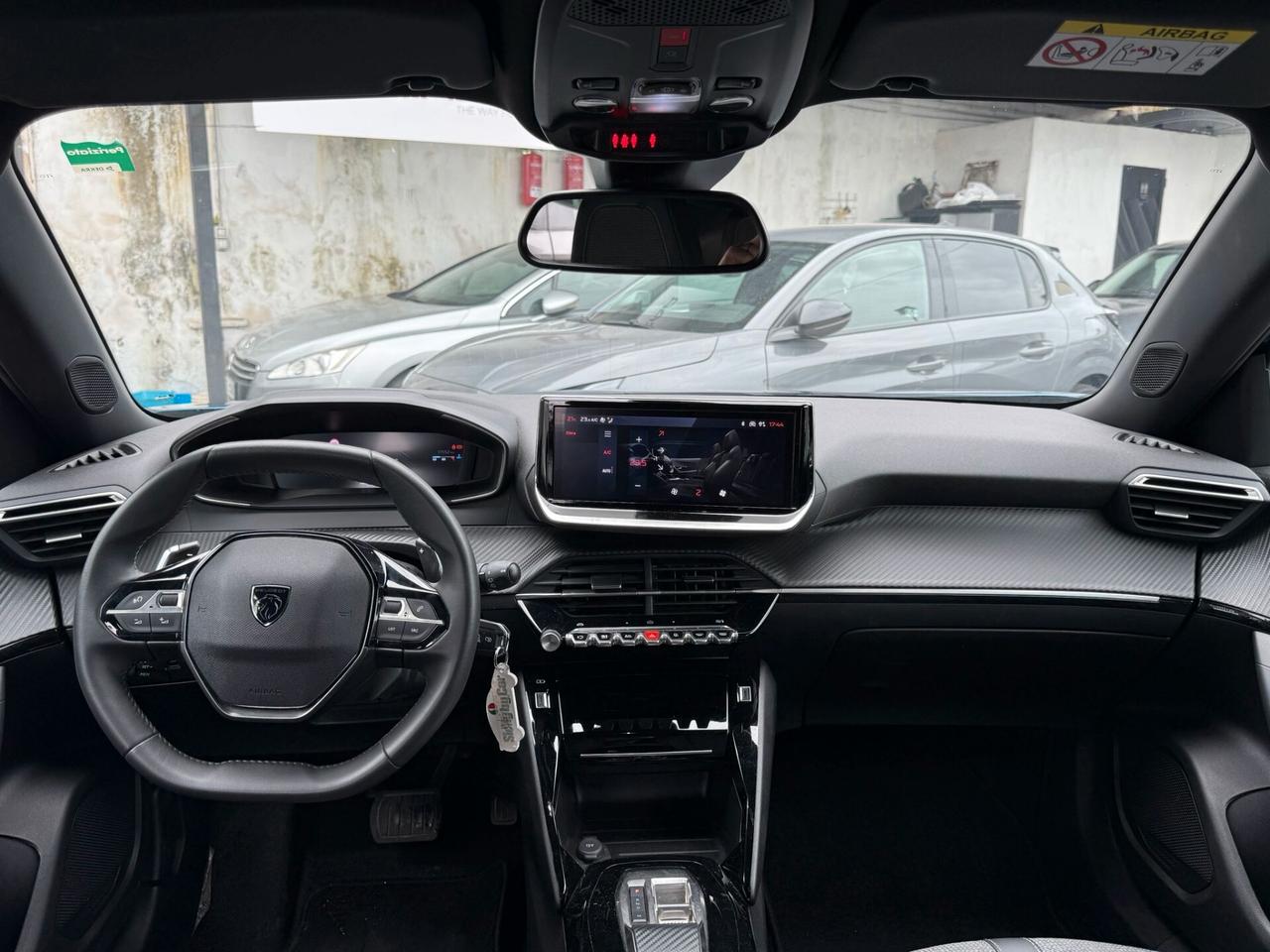 Peugeot 2008 2025 BENZINA 130CV S&S AUTOMATICA Allure 17000KM