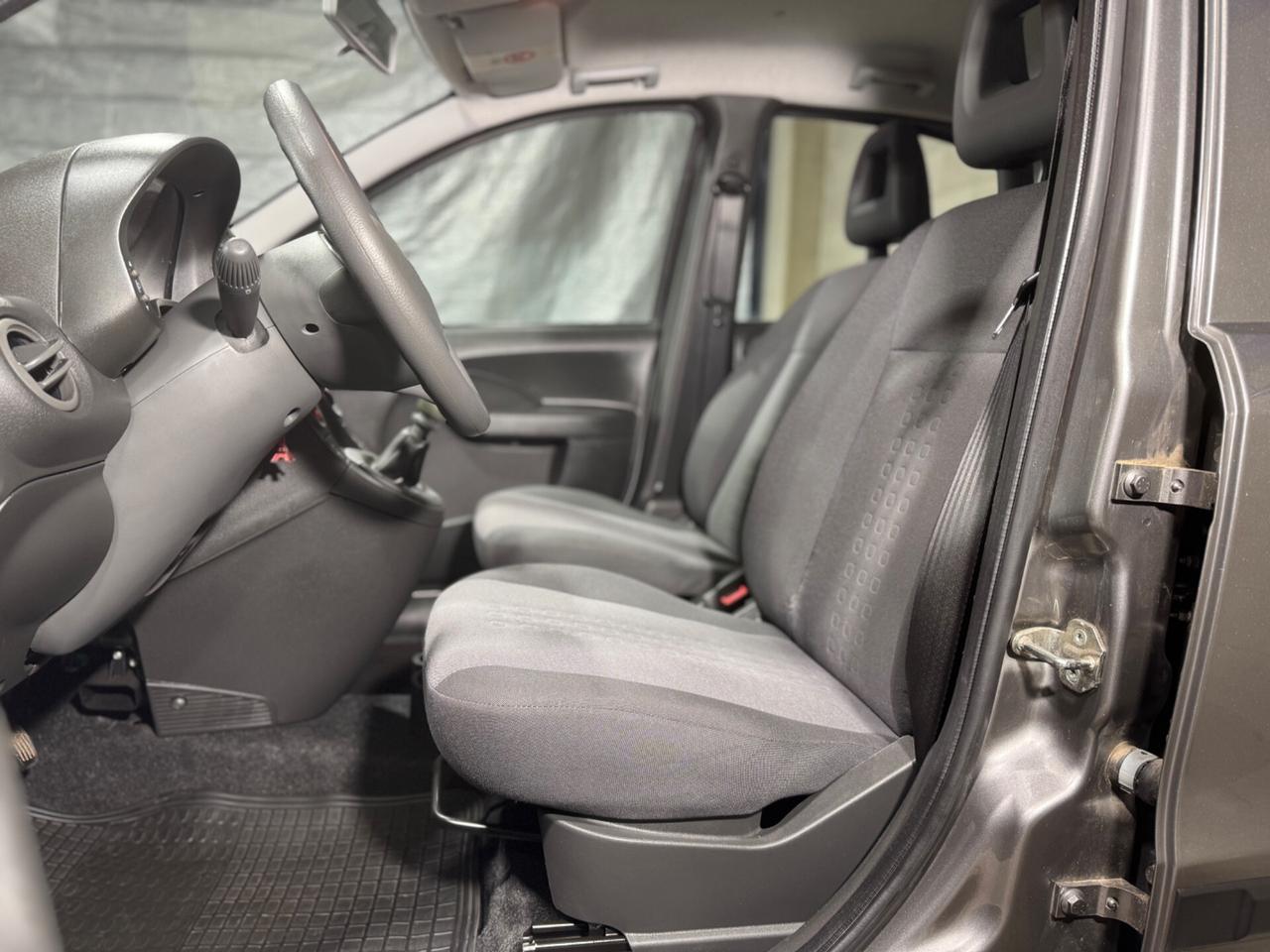 Fiat Panda 1.2 KM 30.000 NEOPATENTATI