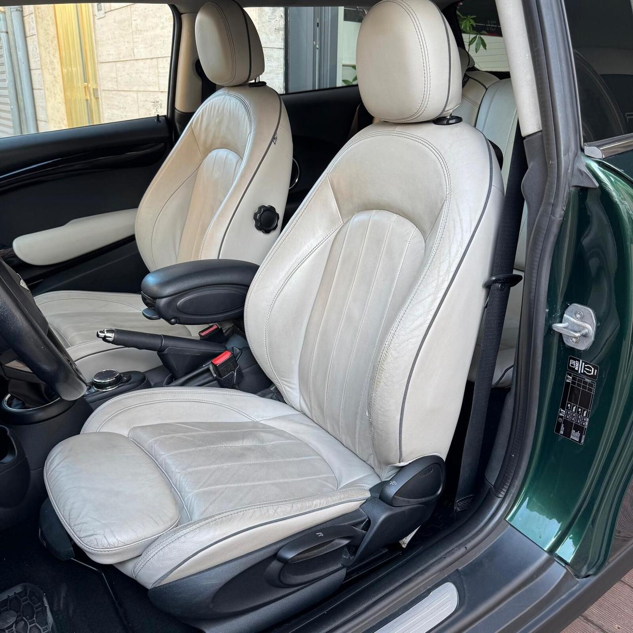 Mini Cooper D 1.5 diesel 116cv Chili