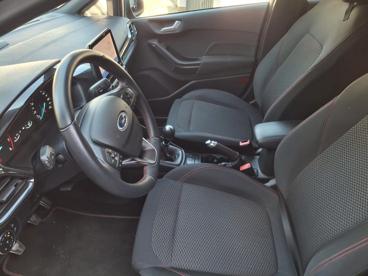 Ford Fiesta 1.0 Ecoboost Hybrid 125 CV 5 porte ST-Line