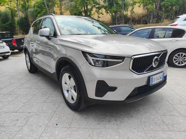 VOLVO XC40 T2 Essential