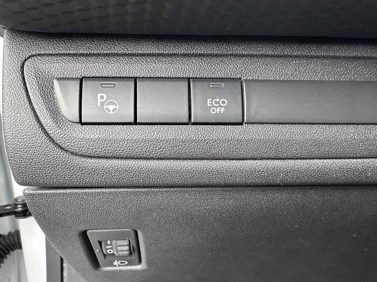 Peugeot 2008 BlueHDi 120 S&S Allure