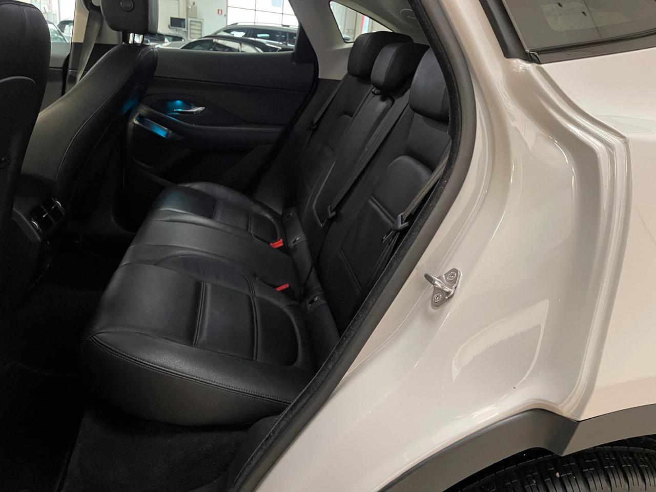 Jaguar E-Pace Dynamic 2.0 i4 awd 200cv auto-LEGGI SOTTO
