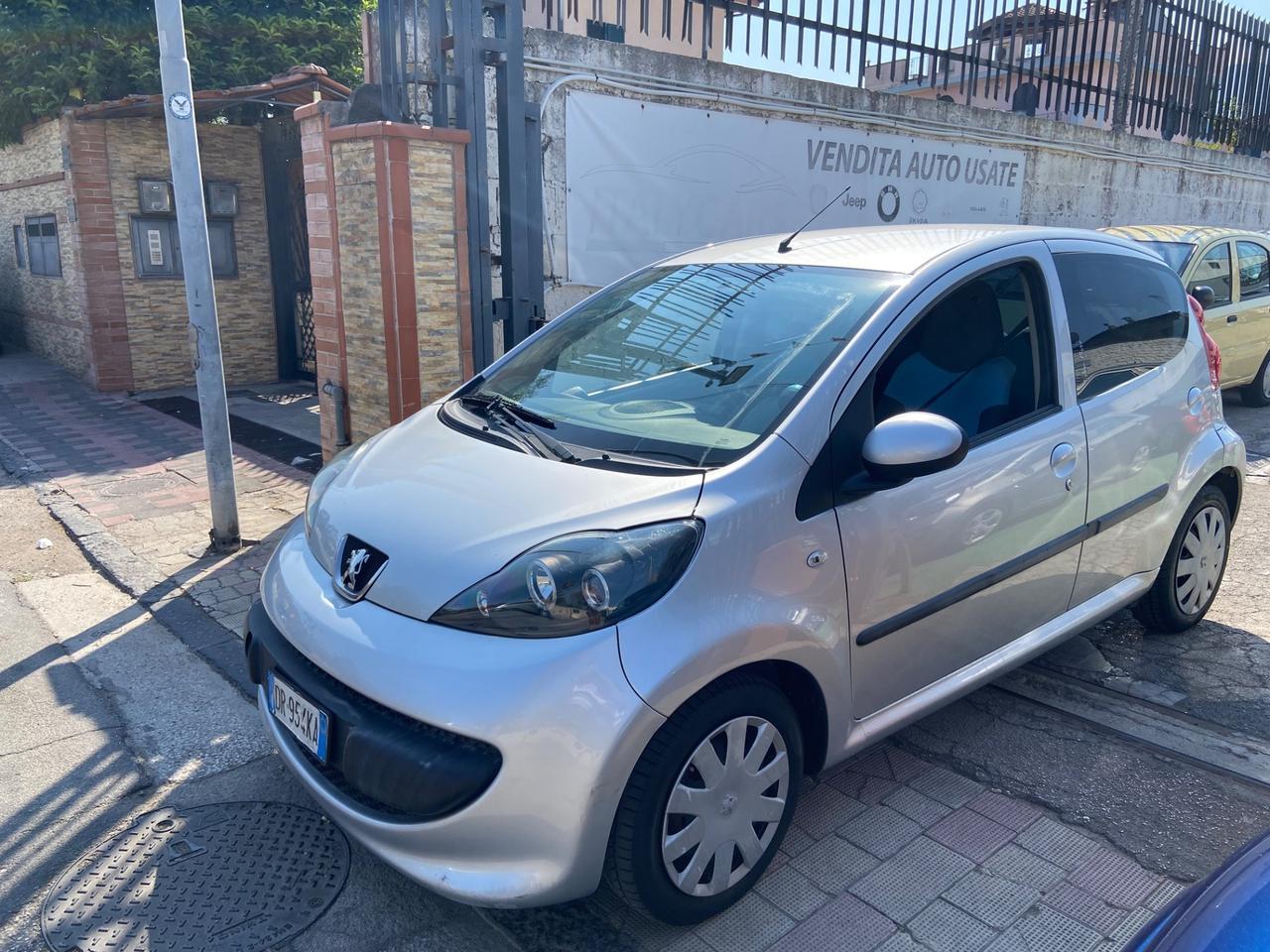 Peugeot 107 1.0 68CV 5p. Desir