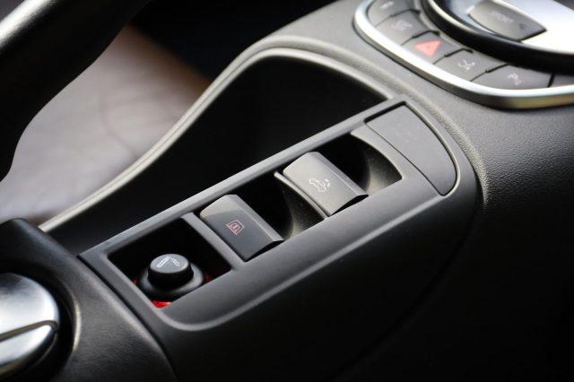 AUDI R8 Spyder 5.2 V10 FSI quattro R tronic