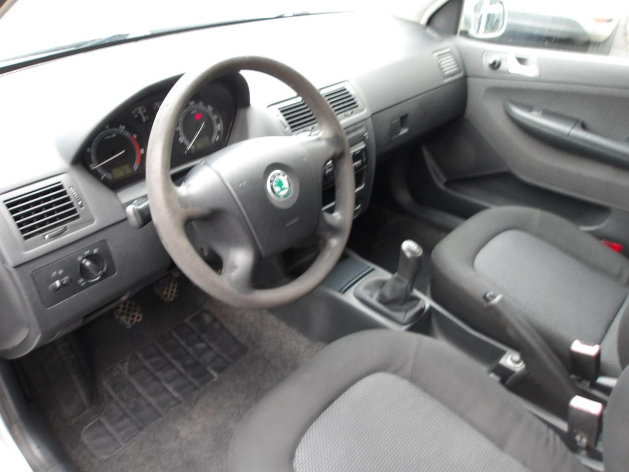 Skoda Fabia 5 Porte Fabia 5p 1.2 12v Urban (spirit)