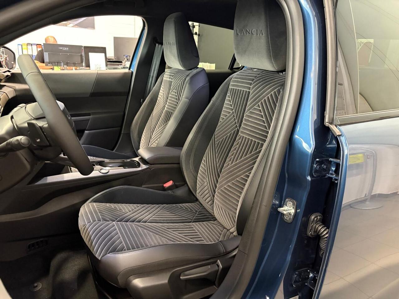 Lancia Ypsilon 1.2 mhev LX 110cv e-dct