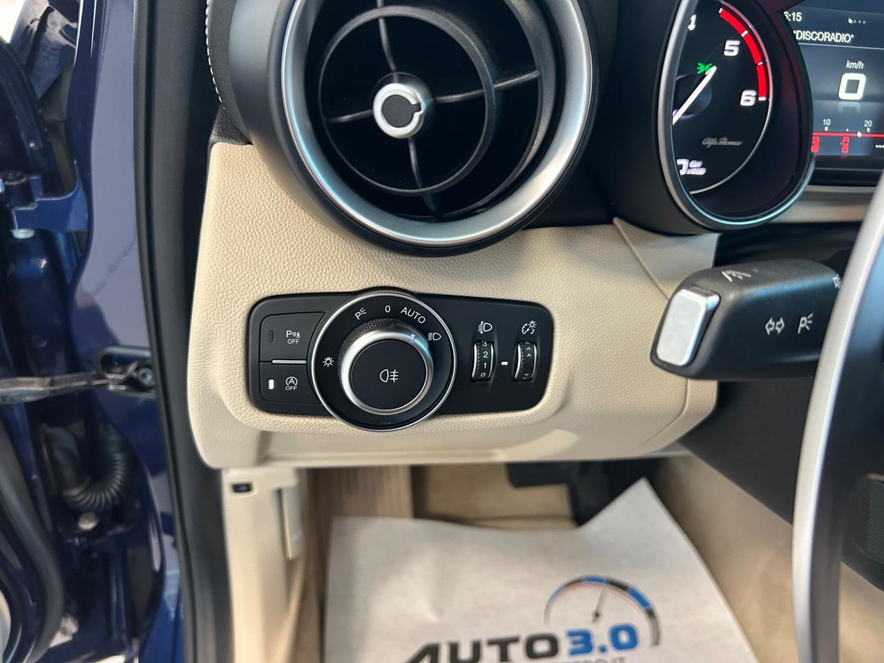 Alfa Romeo Giulia 2.2 Turbodiesel 180 CV AT8 Super