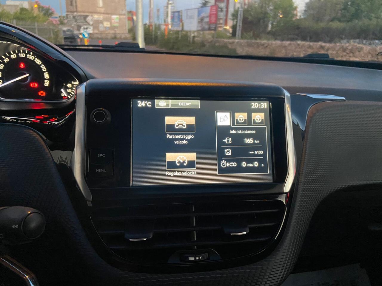 Peugeot 2008 1.6 e-HDi 115 CV Stop&Start Allure