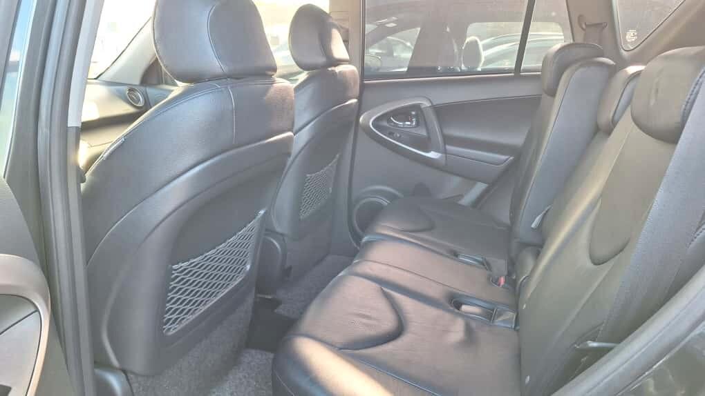 Toyota RAV 4 2.2 D-4D 4X4 Luxury INTROVABILE