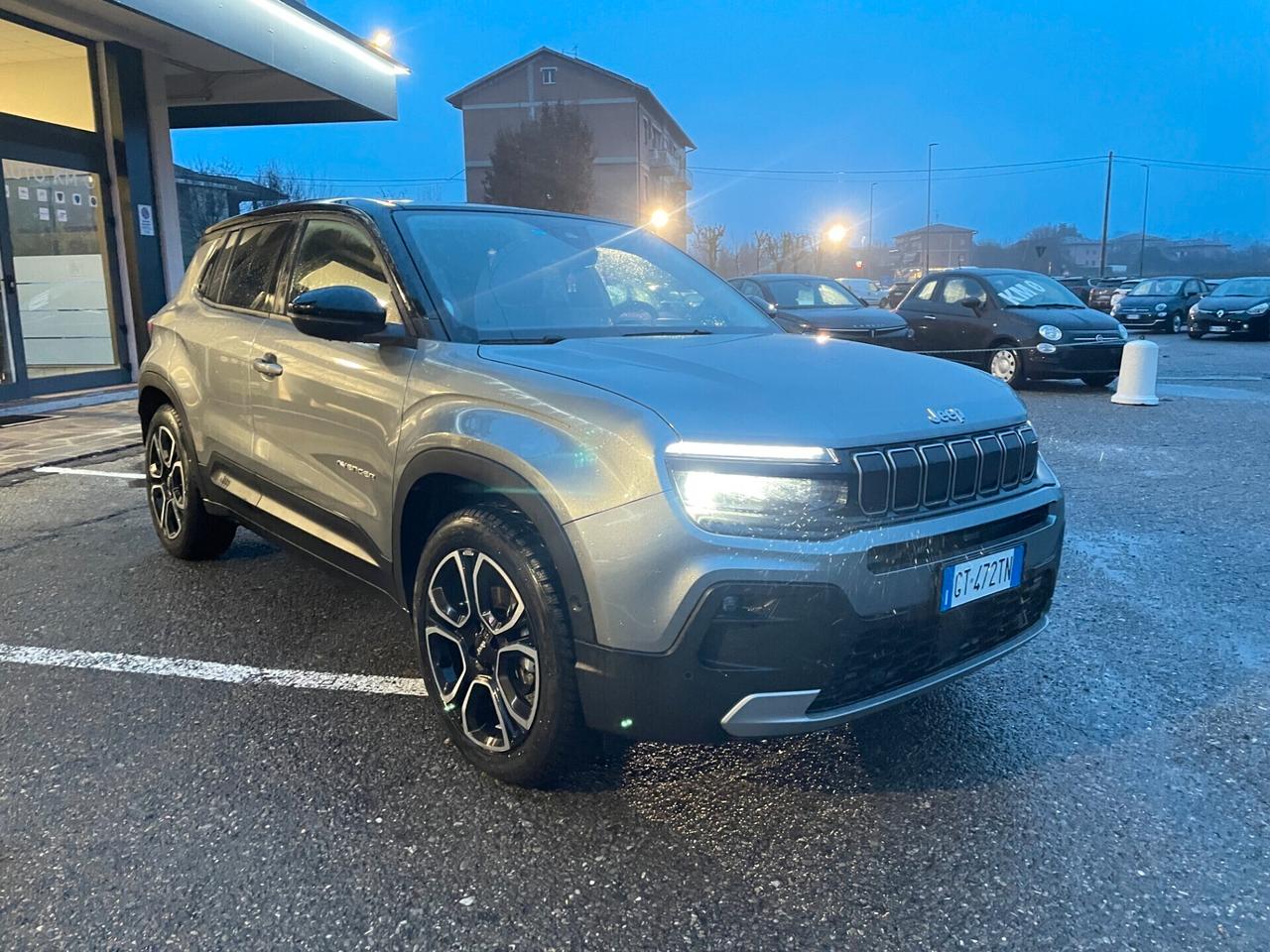 Jeep Avenger 1.2 Turbo 100 CV Summit PROMO