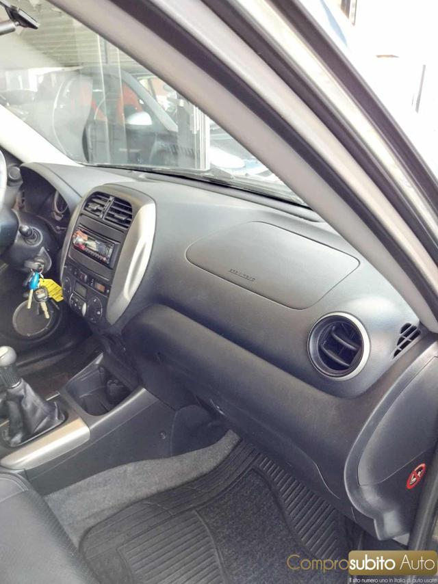 TOYOTA RAV 4 MY23 RAV4 2.0 Tdi D-4D cat 5 porte