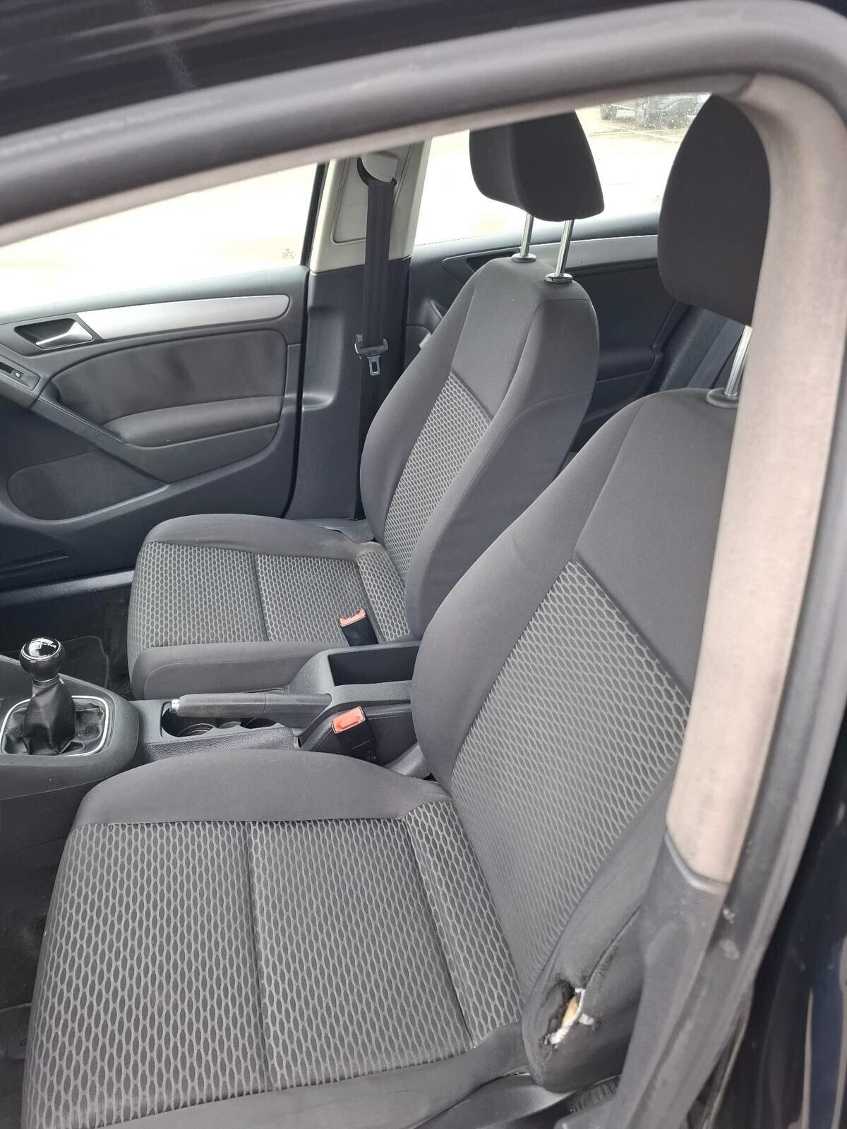 Volkswagen Golf Utilitaria