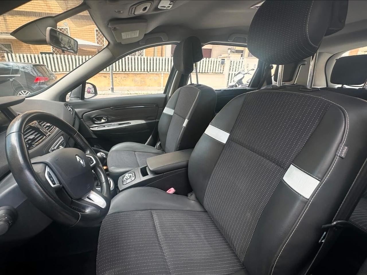 Renault Scenic Scénic X-Mod 1.6 dCi 130CV Dynamique
