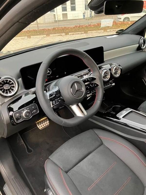 Mercedes-Benz Classe A A 250 e hybrid EQ AMG Line Advanced Camera Mbux Led Multibeam