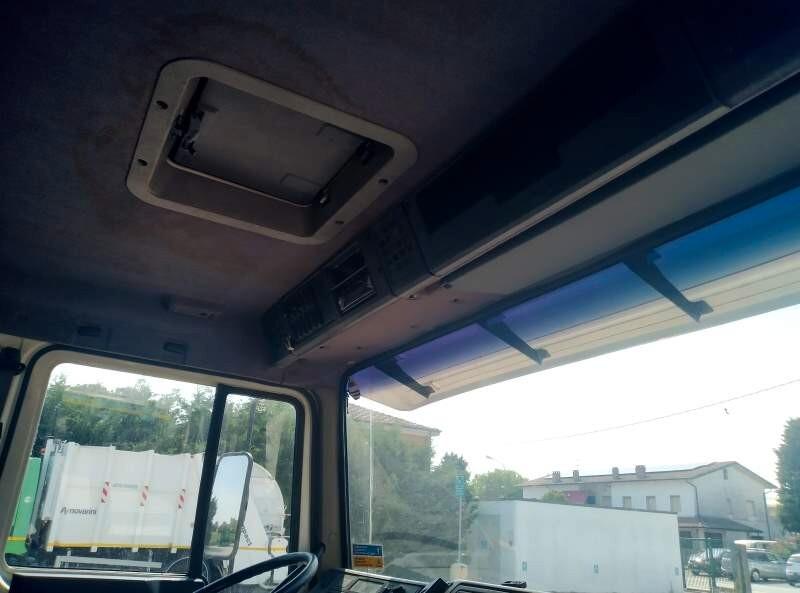 VOLVO FL 6 15 4X2 COMPATTATORE