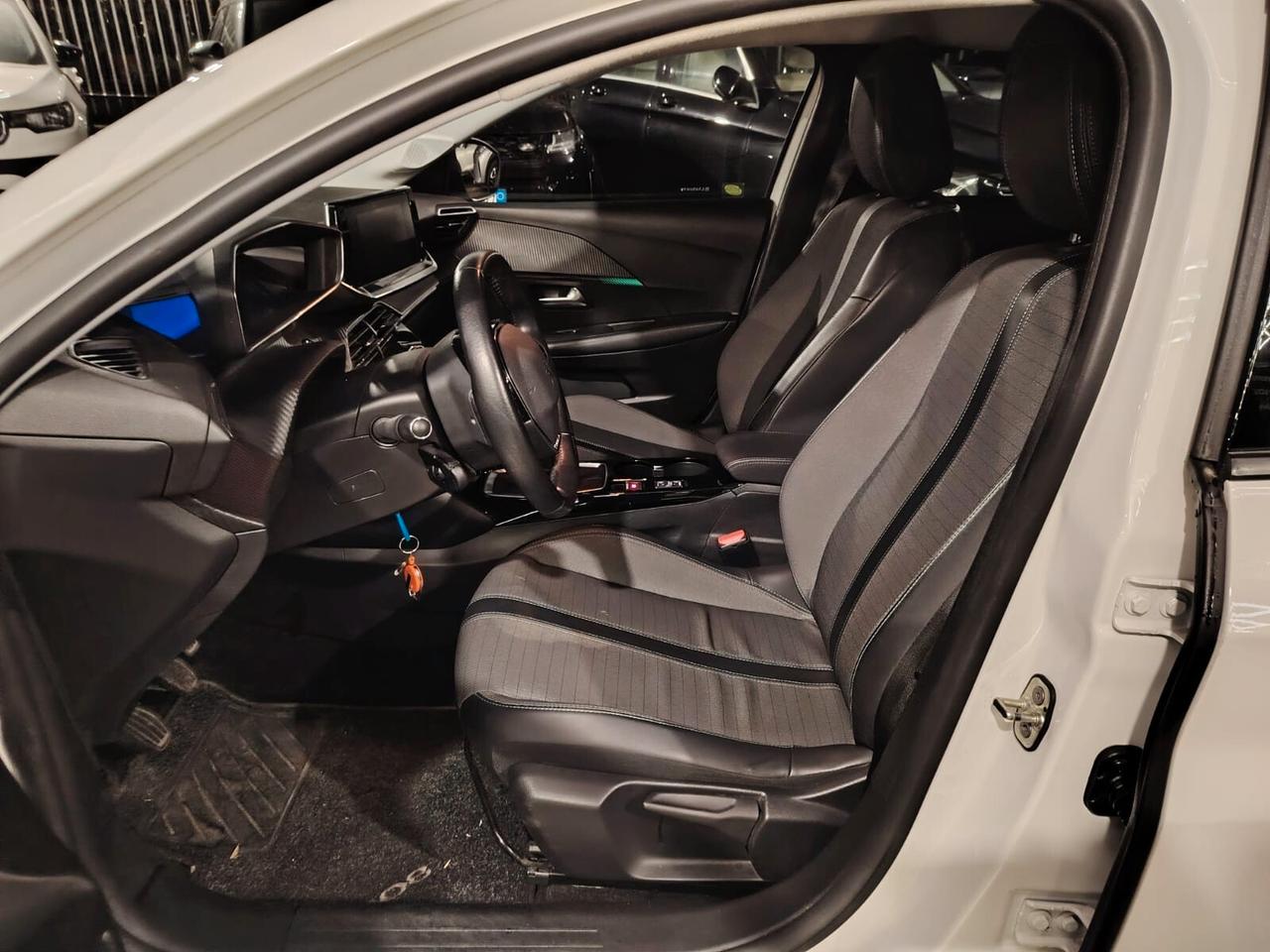 Peugeot 208 PureTech 100 Stop&Start 5 porte Allure