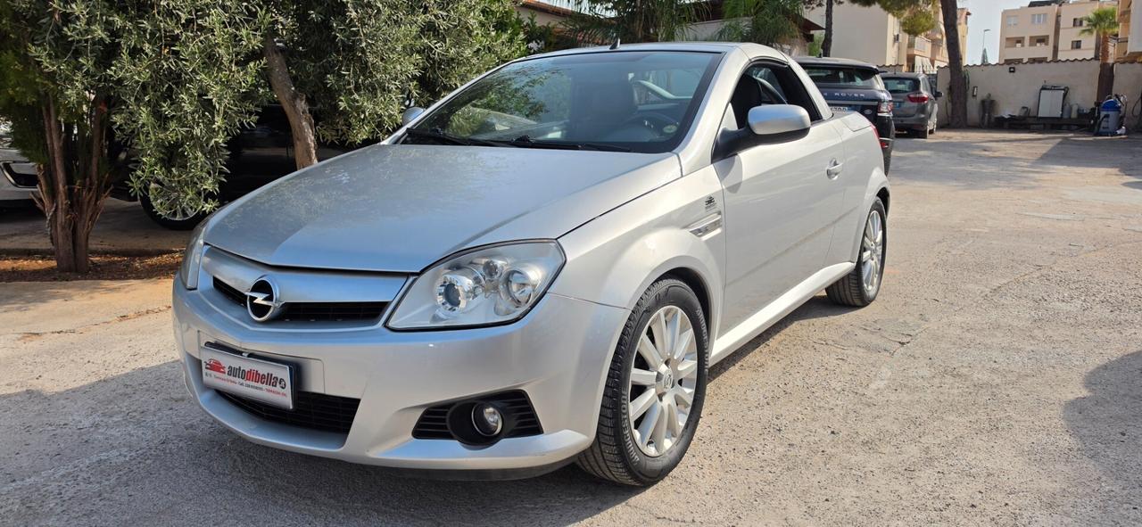 Opel Tigra TwinTop 1.4 16V Sport