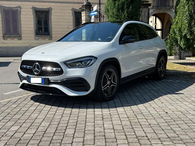 MERCEDES-BENZ GLA 200 Automatic 4Matic Premium