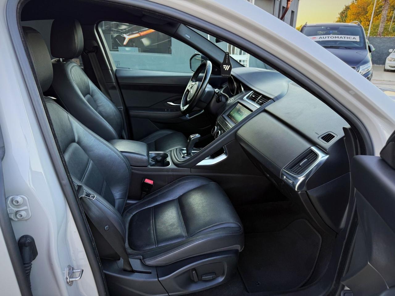 Jaguar E-Pace 2.0D 180 CV AWD R-Dynamic Garanzia 12 Mesi