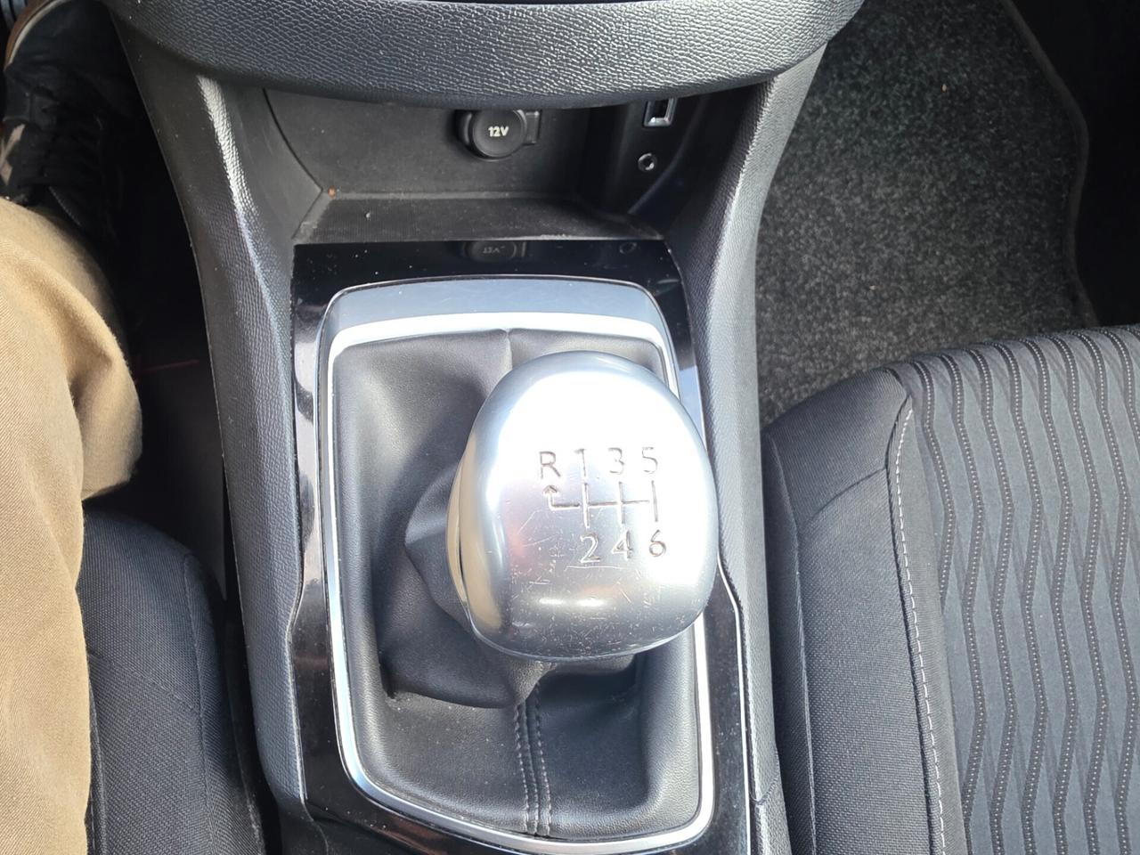 Peugeot 308 BlueHDi 120 S&S Active