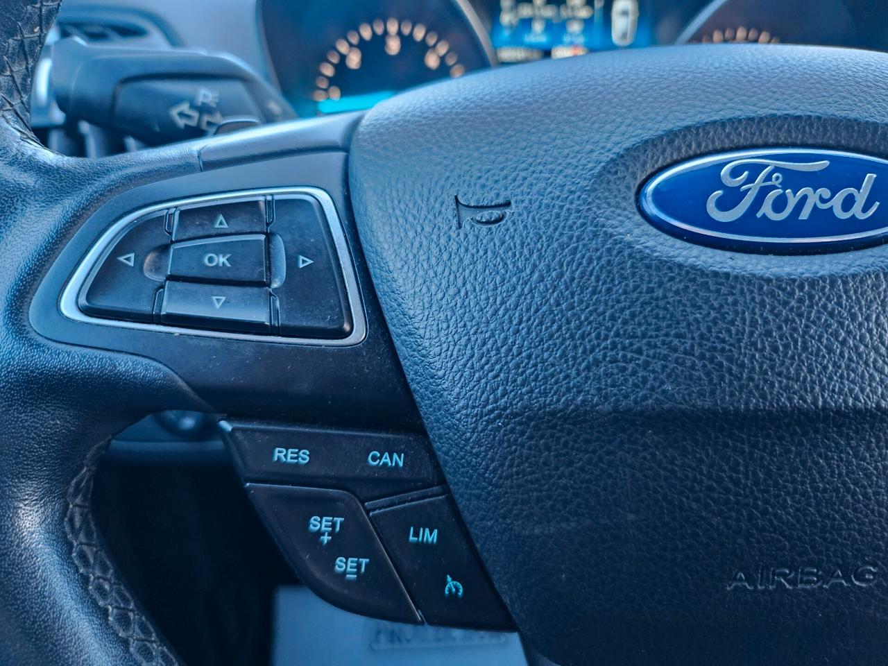 Ford Kuga 1.5 Tdci 120cv Automatica Titanium