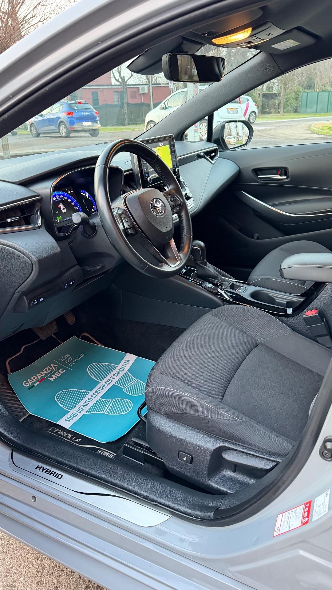 Toyota Corolla Touring 2.0 Hybrid