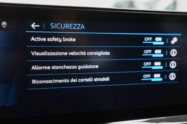 PEUGEOT 3008 BlueHDi 130 S&S EAT8 Active Business