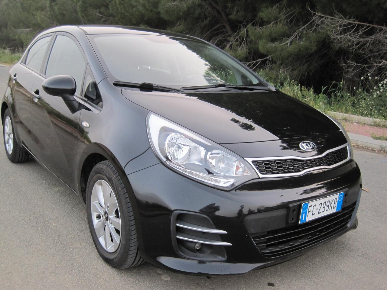 Kia Rio 1.1 CRDi 5p. Cool