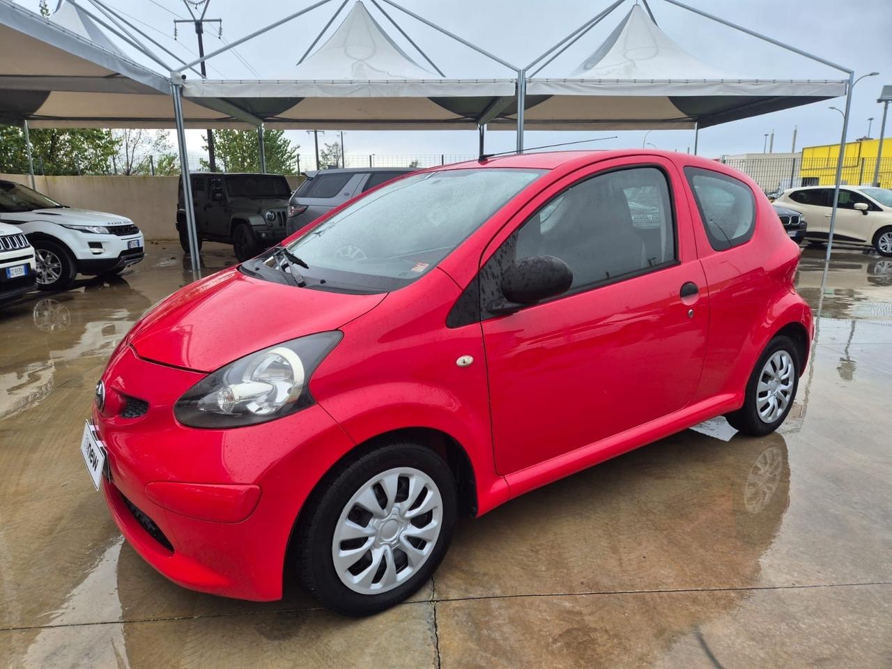 Toyota Aygo 1.0 12V VVT-i 3 porte Sol