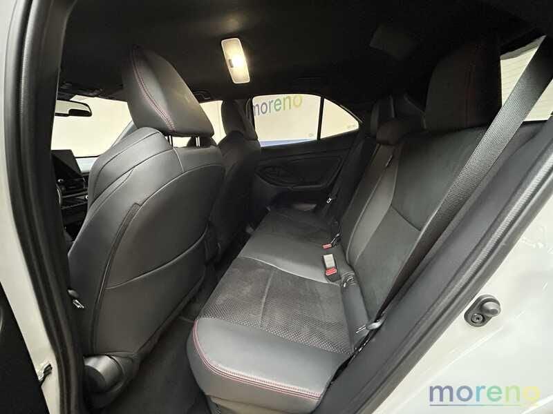 Toyota Yaris Cross 1.5h GR Sport fwd 130cv e-cvt