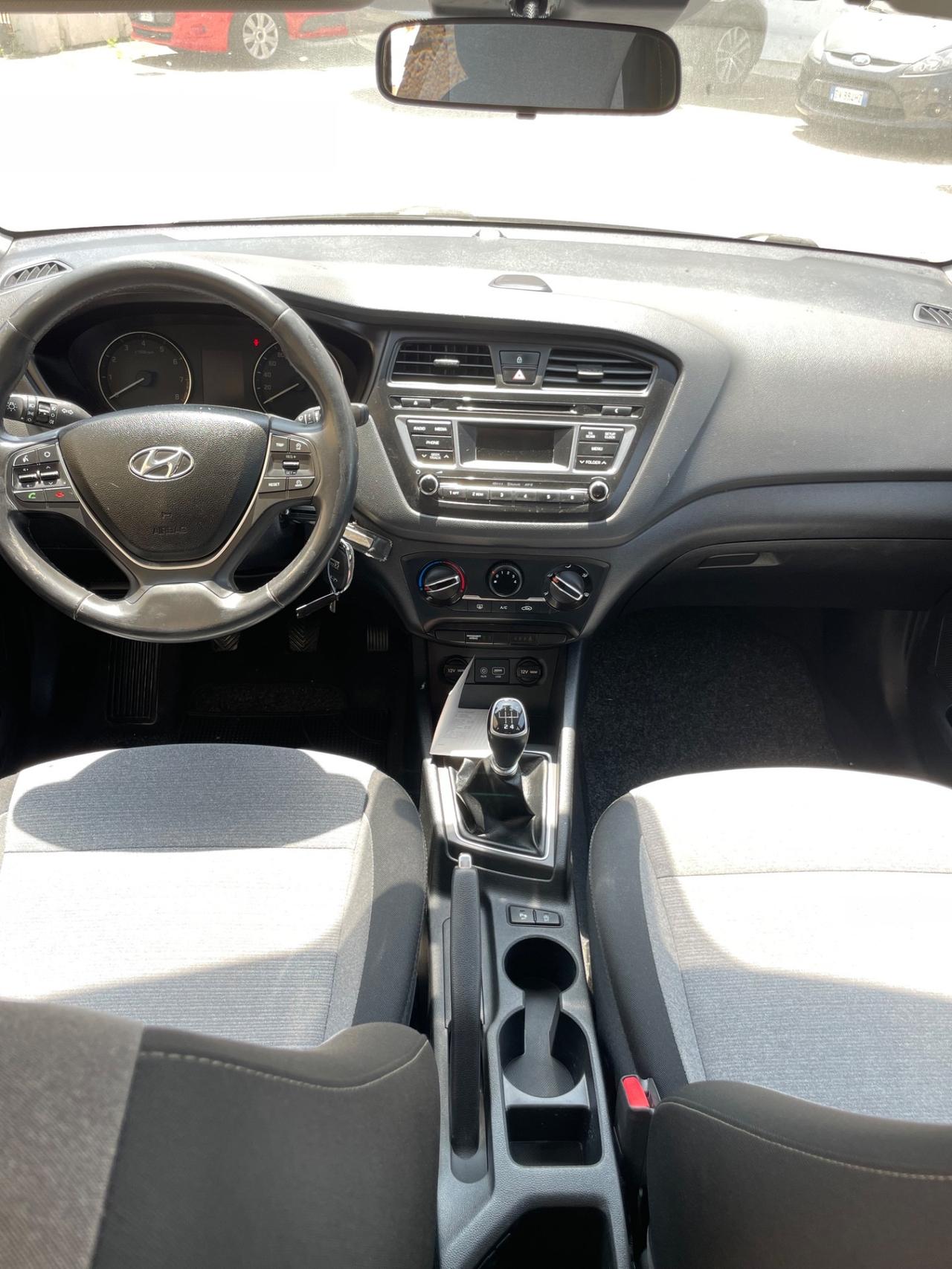 Hyundai i20 1.2 84 CV 5 porte Comfort