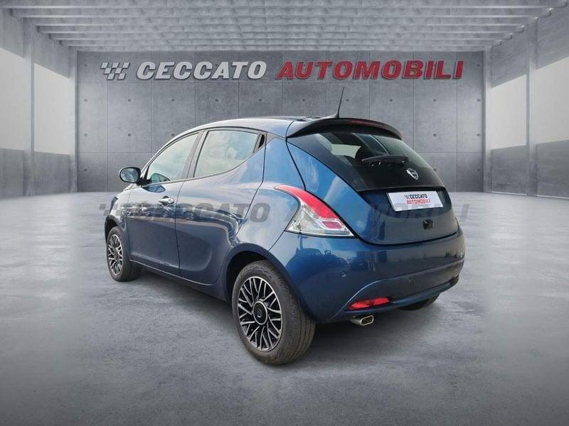 Lancia Ypsilon Ypsilon 1.0 firefly hybrid Platino s&s 70cv