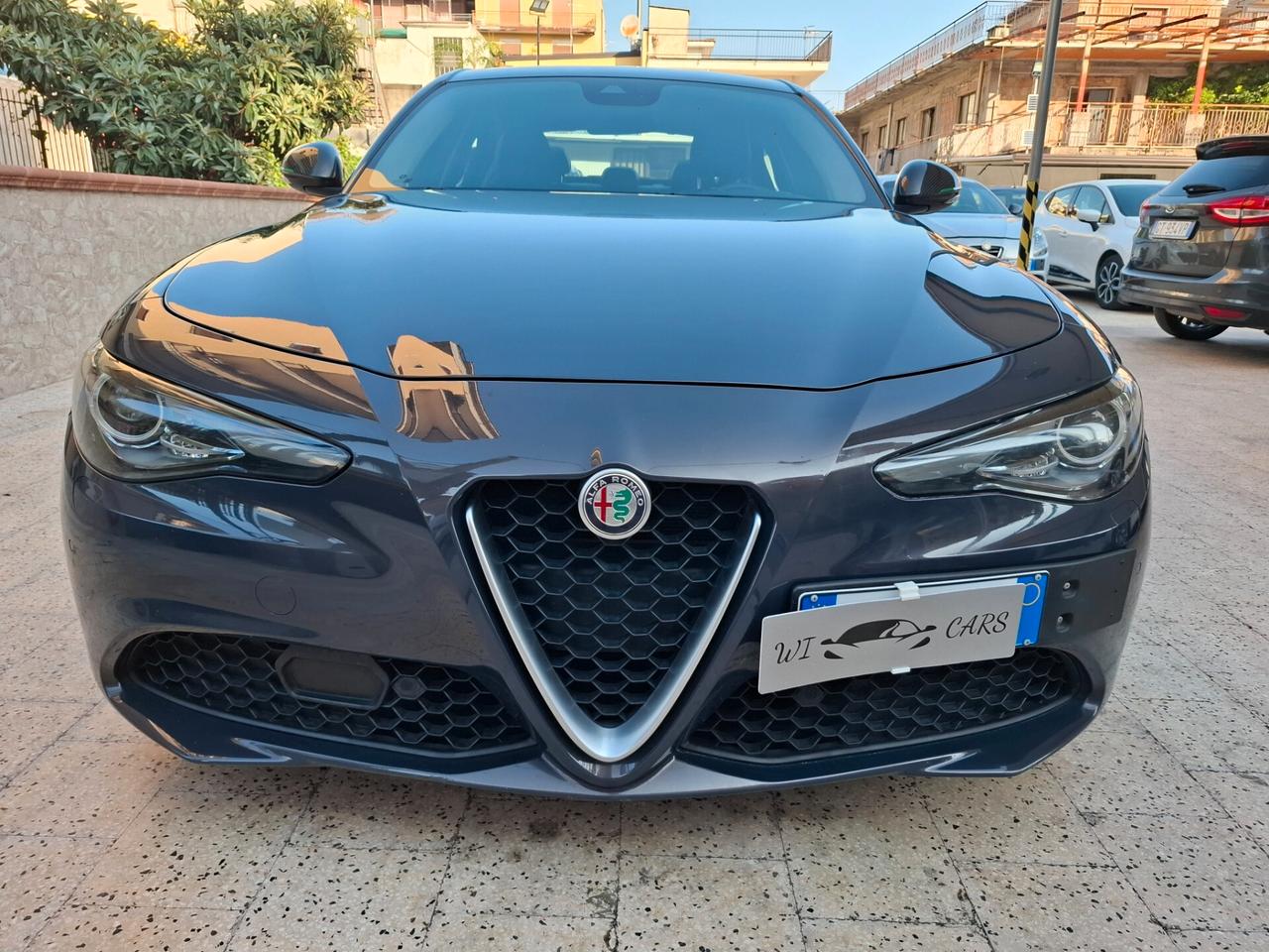 Alfa Romeo Giulia - 2.2 Super 180 CV CARPLAY/KEYLESS/DAB /LED