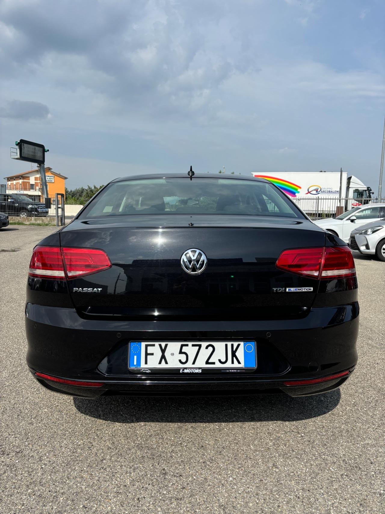 Volkswagen Passat 2.0 TDI Highline BlueMotion Technology - 2017