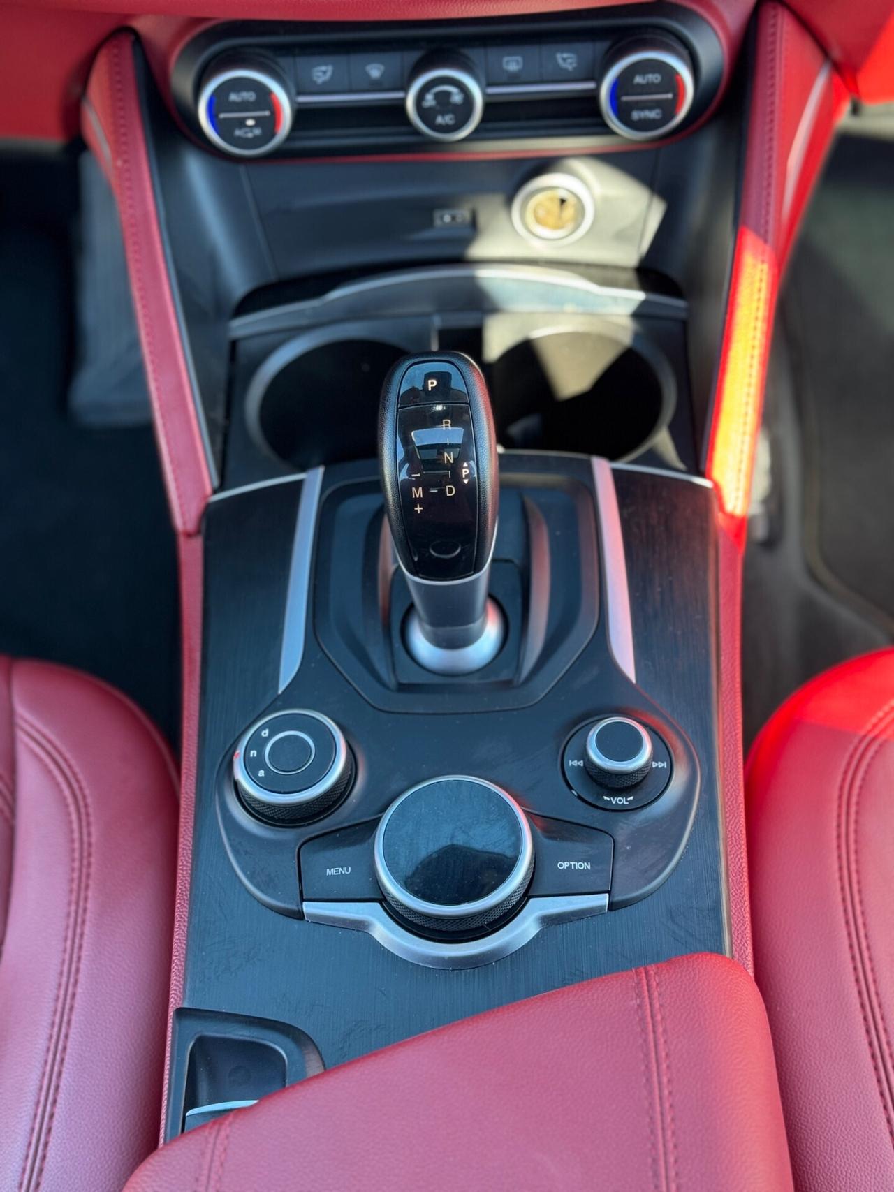 ALFA STELVIO 2.2 T 210CV Q4 GARANZIA 12 MESI PERMUTABILE