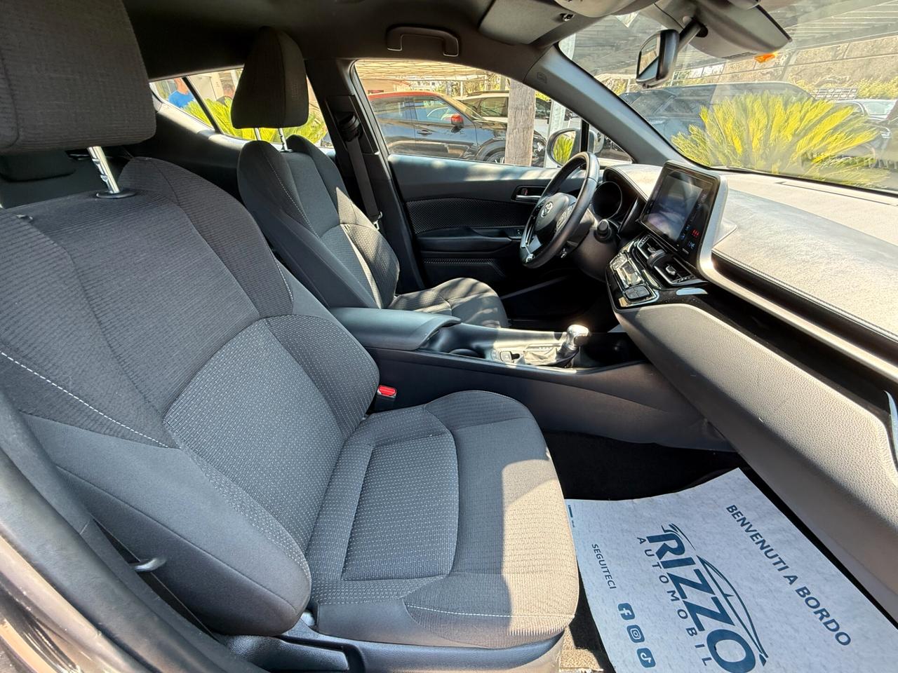 TOYOTA C-HR 1.8 Hybrid E-CVT 122CV NAVI LED