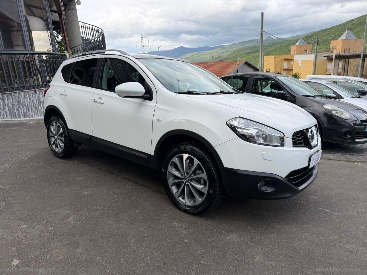 NISSAN Qashqai 1.6 dCi Tekna 4WD