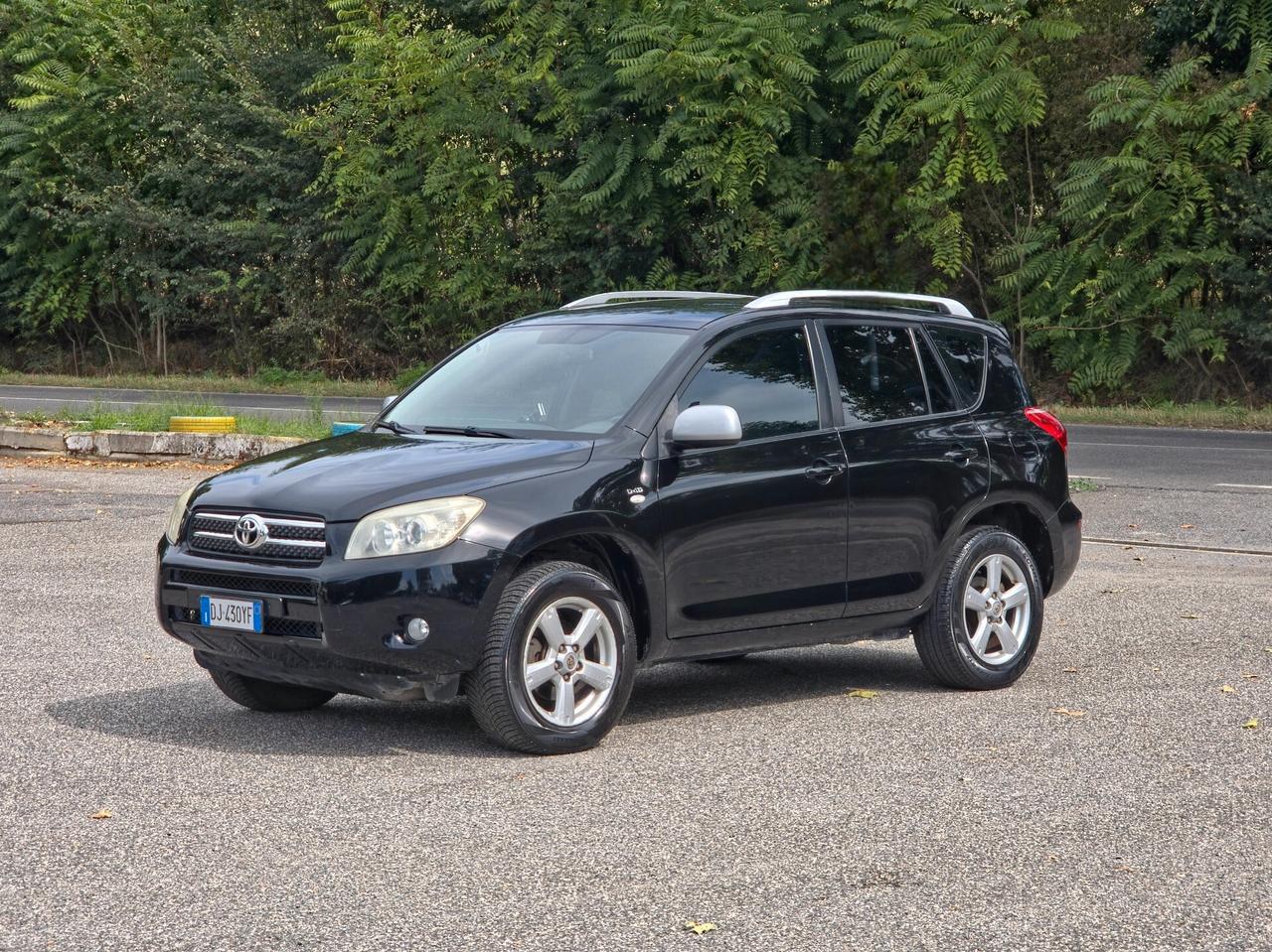 Toyota RAV 4 RAV4 2.2 D-4D 136 CV Luxury 2007-E4 4x4 Manuale
