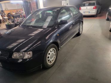 Audi A3 1.8 20V cat 3p. Attraction