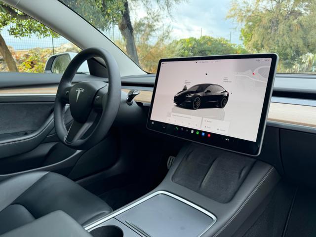 TESLA Model 3 PERFORMANCE NAVI+PELLE+PINZE ROSSE+SPOILER