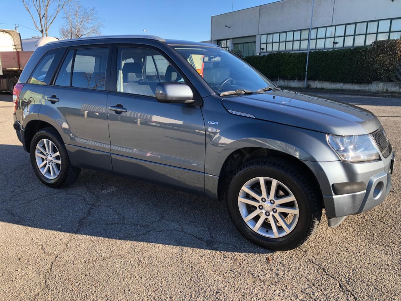 Suzuki Grand Vitara Grand Vitara 1.9 DDiS 5 porte ESP