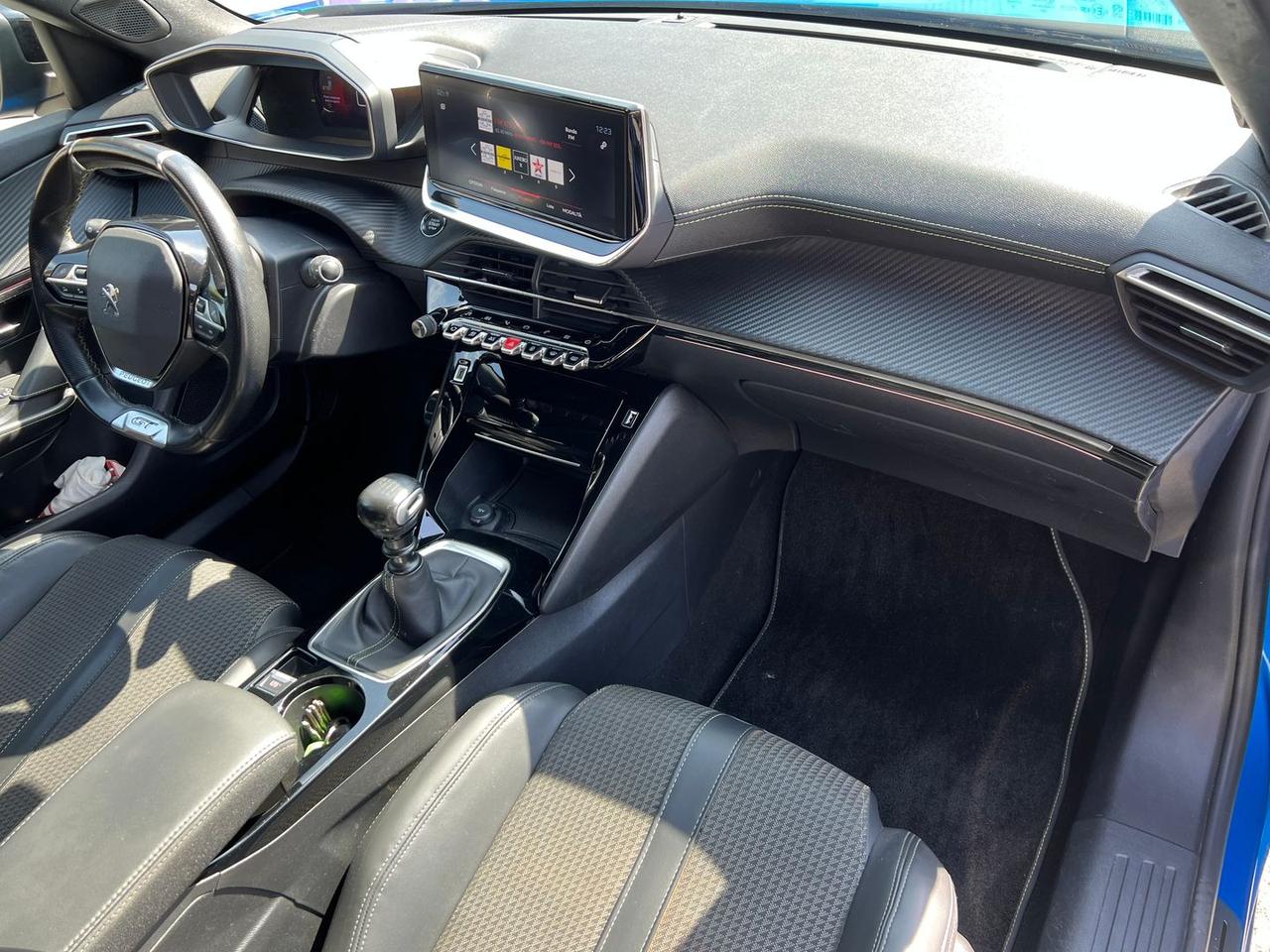 Peugeot 2008 PureTech 130 GT #50089