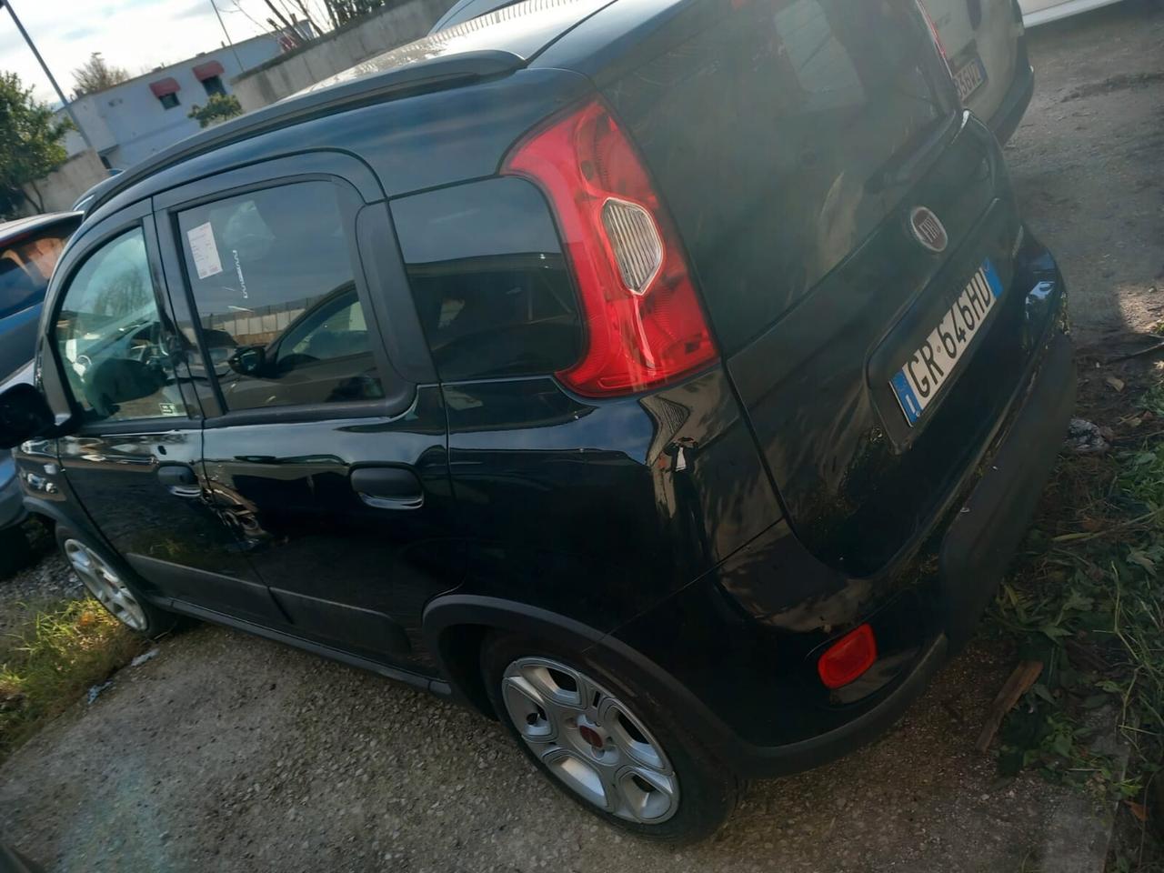 Fiat Panda 1.0 FireFly S&S Hybrid auto sinistrata