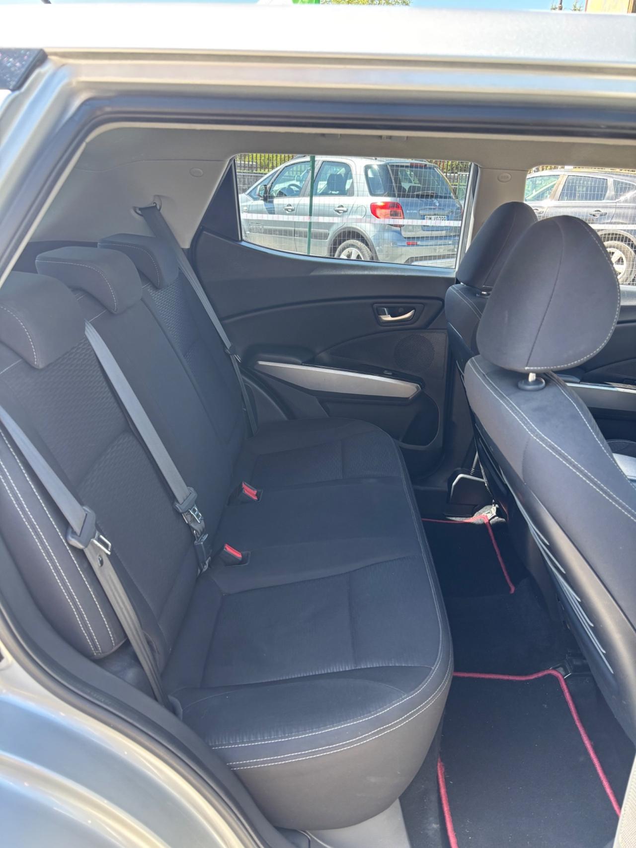 Ssangyong Tivoli 1.6 2WD Bi-fuel GPL Go