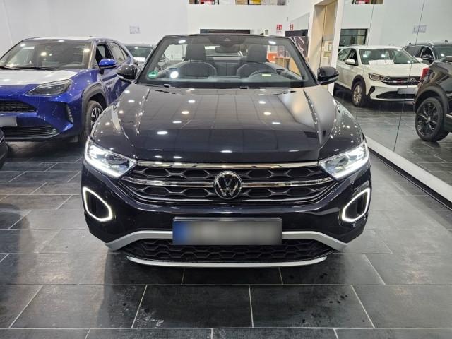 Volkswagen T-Roc 150 cv, C.18", Black Style Pack, Videocamera "Rear View", Supporto lombare, Navigatore "Discover Media", Frangivento, Fari Led Perfomance, Cruise Control Adattivo, Volante con Paddle