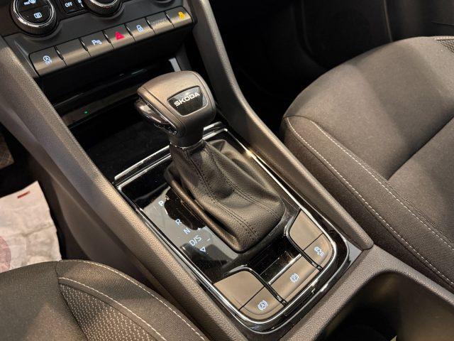 SKODA Karoq 2.0 TDI DSG Selection LED ACC Camera Travel